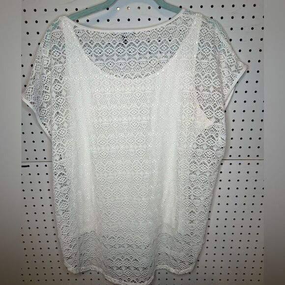 Chaus Sport lace white top with built in cami - Picture 2 of 4